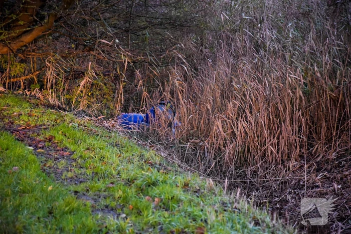 Onderzoek naar vaten met mogelijk drugsafval