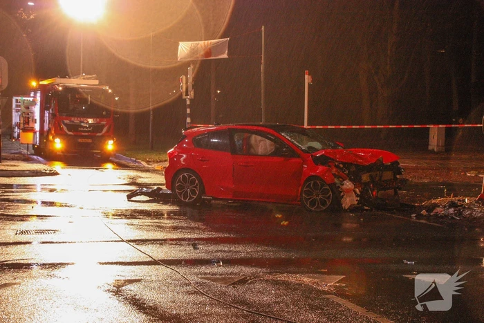 Fikse schade bij botsing tussen twee wagens