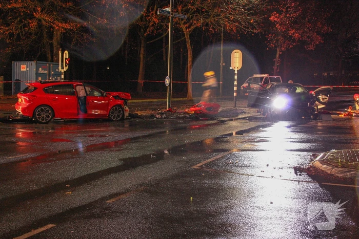 Fikse schade bij botsing tussen twee wagens