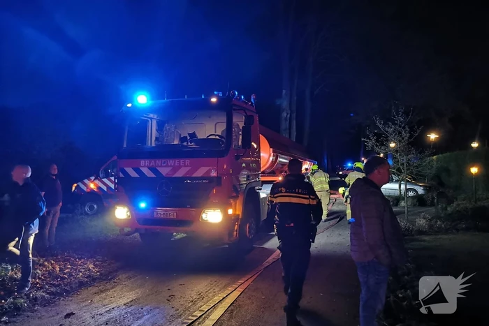 Uitslaande brand legt schuur in de as