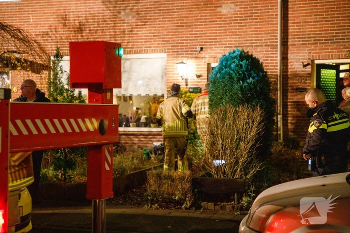 Brand in schoorsteen trekt aandacht van veel buurtbewoners