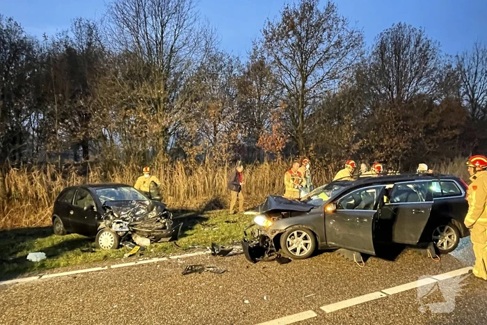 Ravage na botsing tussen twee voertuigen