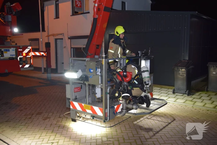 Schoorsteen geveegd na brand