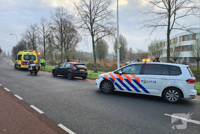 Drie auto's betrokken bij kop-staart botsing