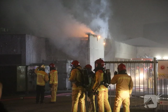 Uitslaande brand in loods Casper de Haan
