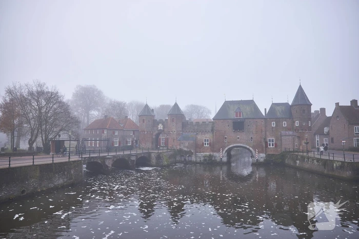 Dichte mistbanken in de Keistad