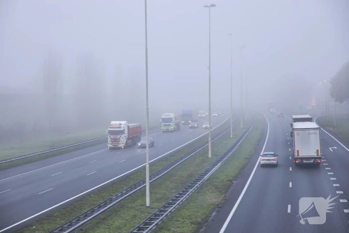 Dichte mistbanken in de Keistad