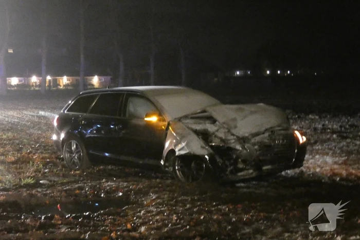 Auto vliegt in brand na aanrijding