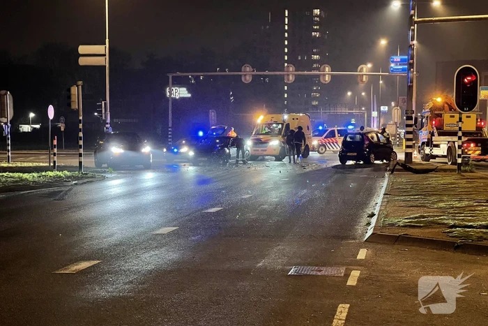 Ravage bij ongeval tussen meerdere voertuigen