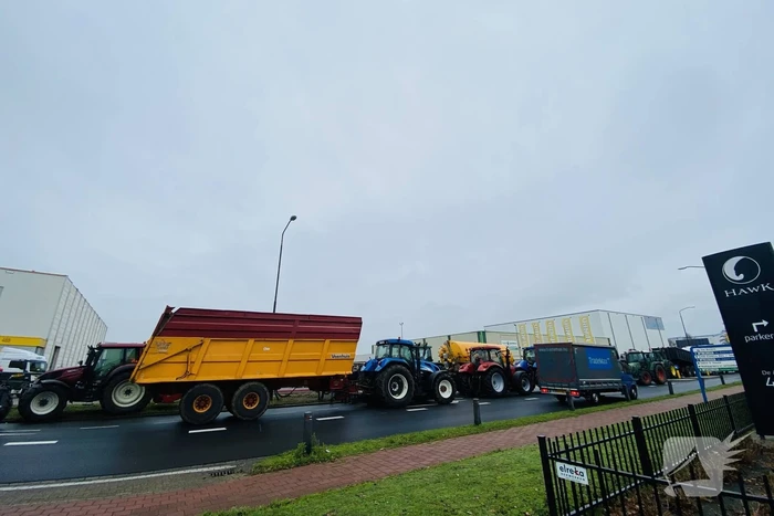 Boeren blokkeren Jumbo distributiecentrum