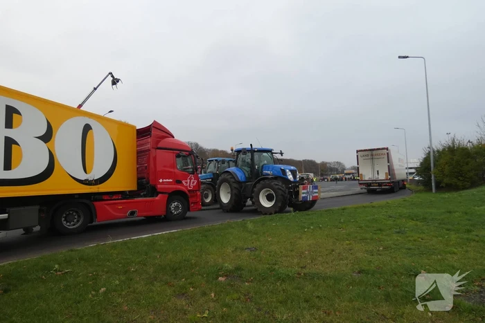 Distributiecentrum Jumbo geblokkeerd door boeren