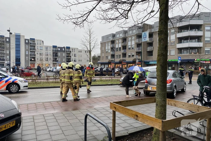 Flinke schade na botsing tussen drie voertuigen