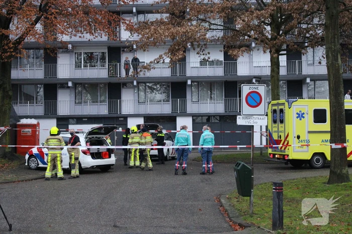 Hulpdiensten massaal ingezet voor flat
