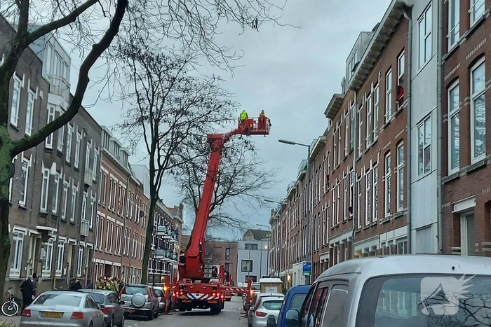 Persoon van dak gehaald