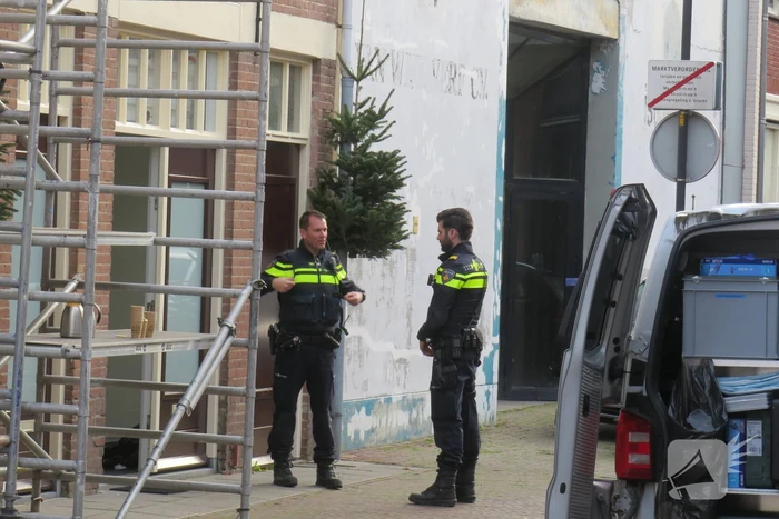 Bewoner vastgebonden bij gewelddadige overval
