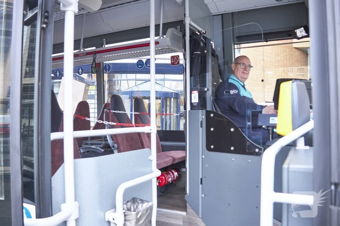 Reizigers Synthus en U-OV kunnen weer voorin instappen in de bus