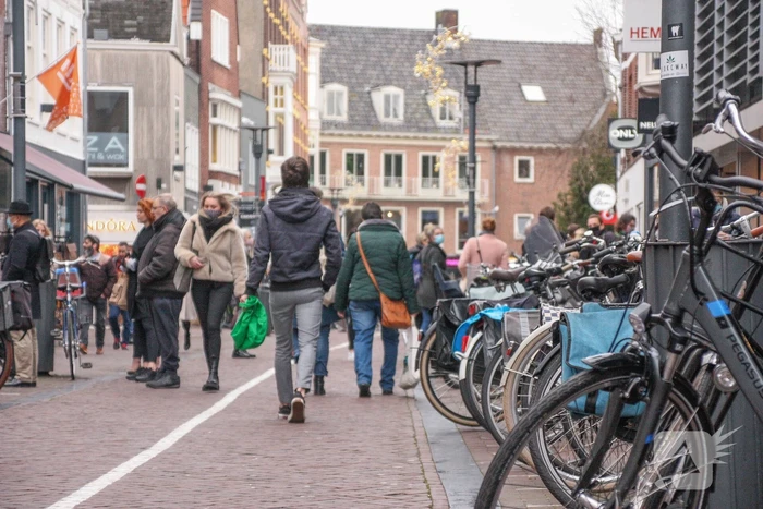 Enorme drukte in binnenstad na aankondiging sluiting winkels