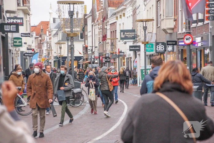 Enorme drukte in binnenstad na aankondiging sluiting winkels