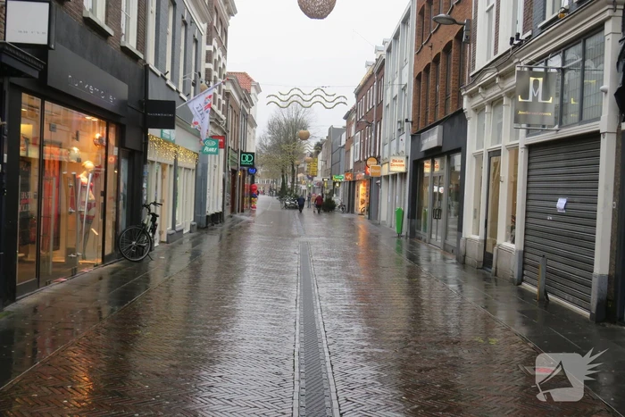 Lege winkelstraten in het centrum