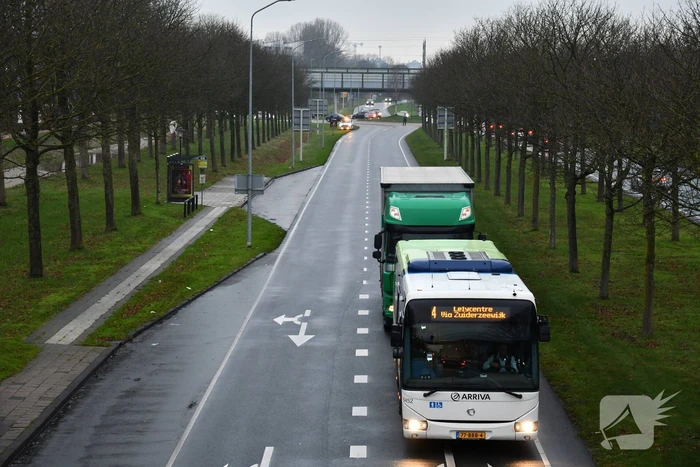 Aanrijding tussen auto en motor