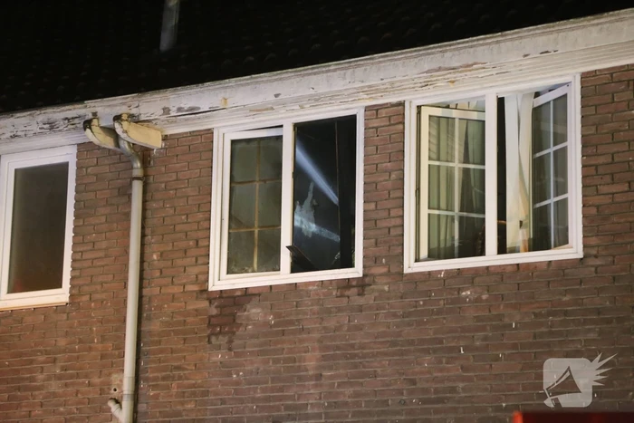 Veel rook bij brand in woning