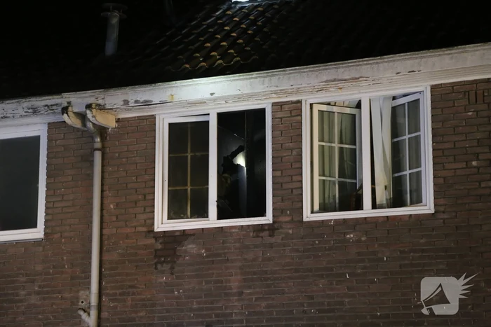 Veel rook bij brand in woning