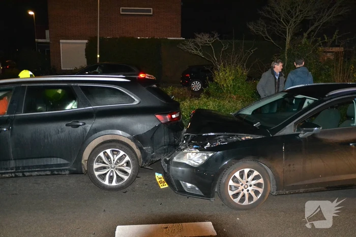 Flinke schade bij ongeval voor zebrapad