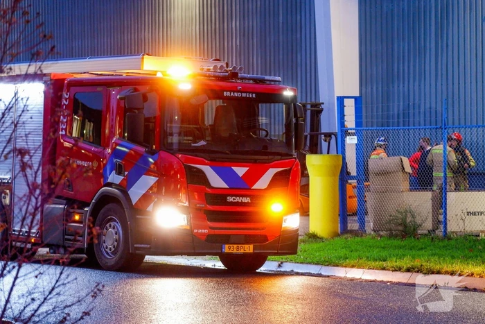 Brand bij Lolaar spuitgiettechniek snel onder controle