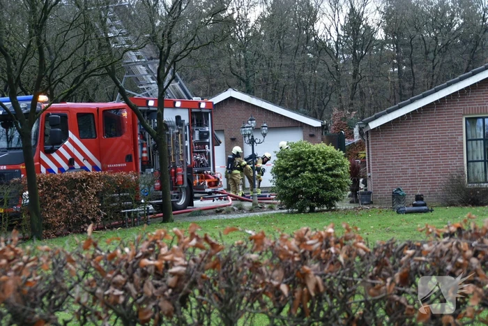 Veel rook bij brand in schuur