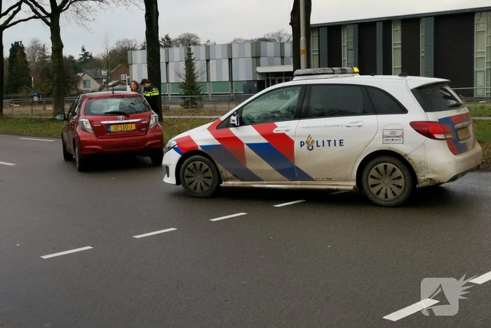Overstekende voetganger met rollator aangereden door auto