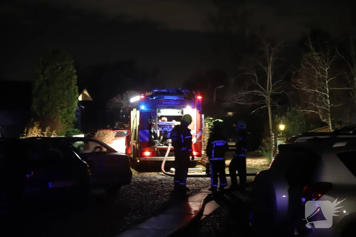 Flinke brand in houten chalet