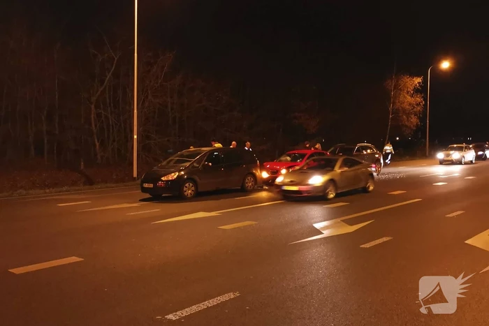 Botsing tussen meerdere auto's