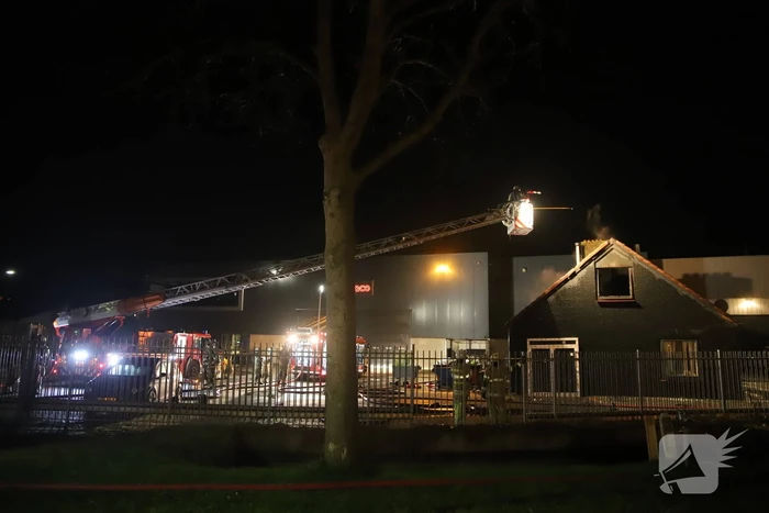 Flinke brand op zolder van woning