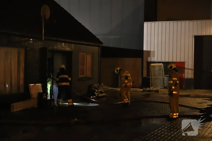 Flinke brand op zolder van woning