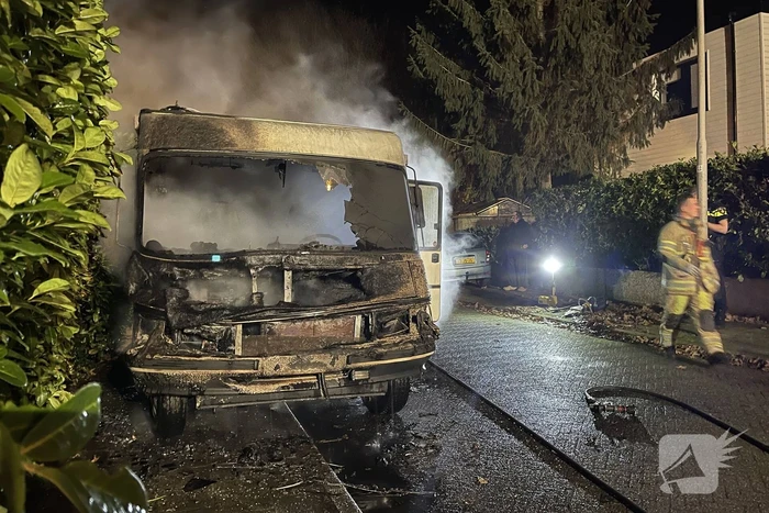 Camper verwoest door brand