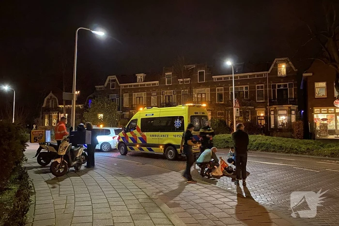 Maaltijdbezorger gewond na val met scooter