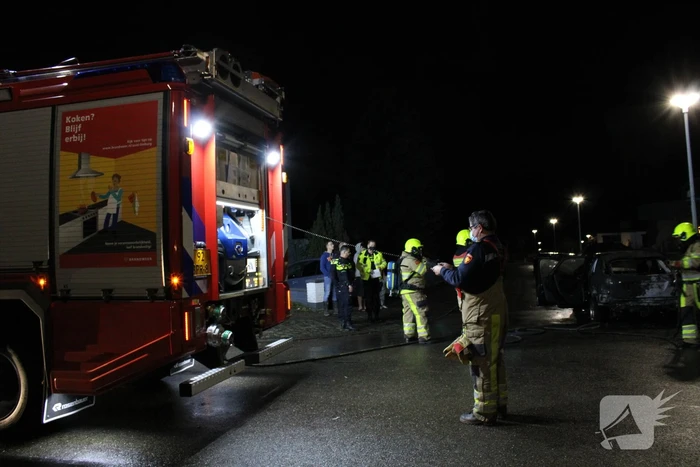 Auto verwoest door brand