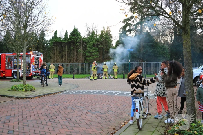 Papiercontainer in brand