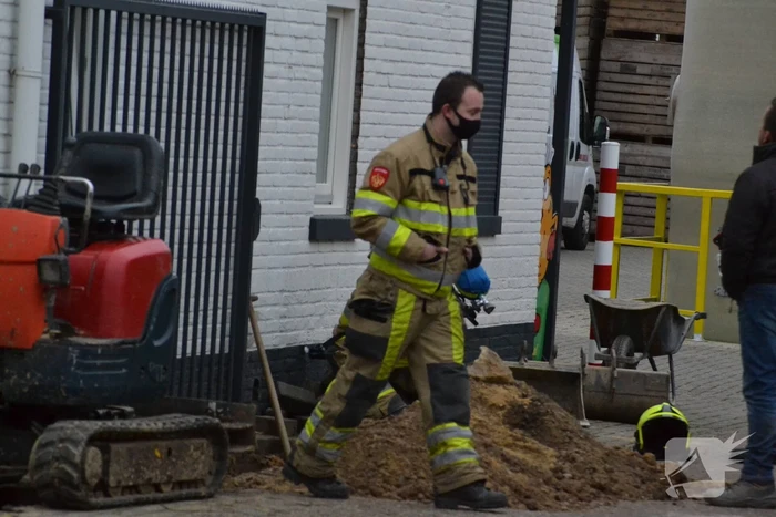 Gasleiding geraakt bij graafwerkzaamheden