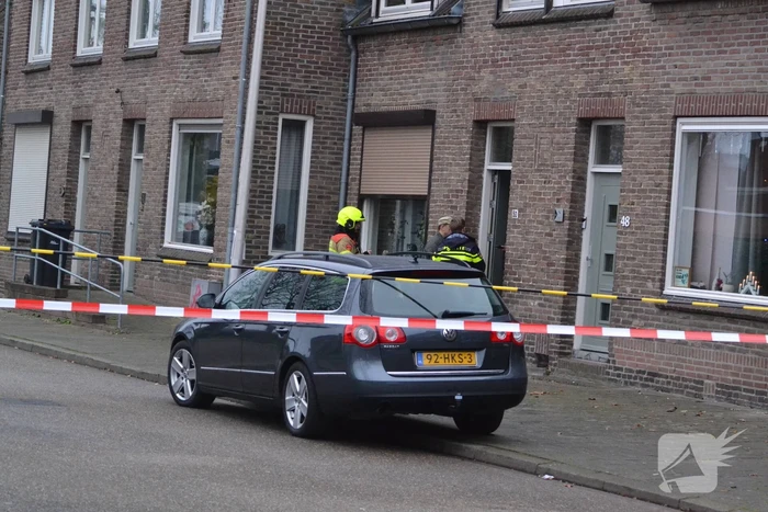 Straat afgesloten door gaslekkage in woning