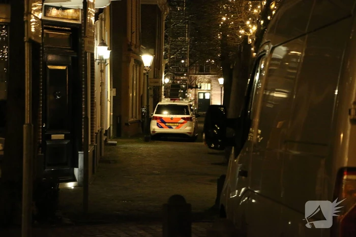 Overleden vrouw (35) aangetroffen in woning