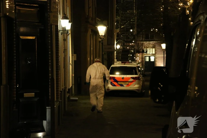 Overleden vrouw (35) aangetroffen in woning