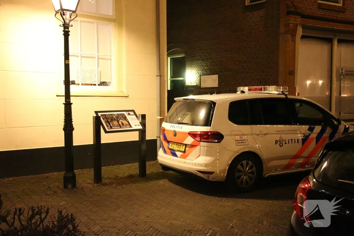 Overleden vrouw (35) aangetroffen in woning