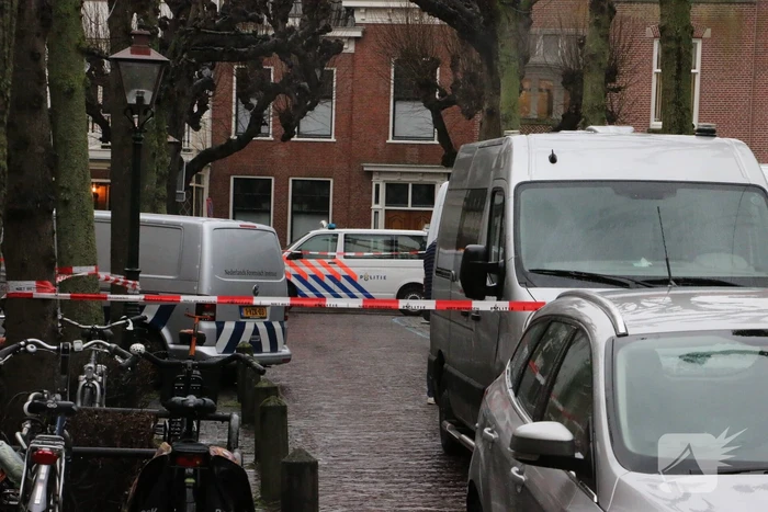 Overleden vrouw (35) aangetroffen in woning