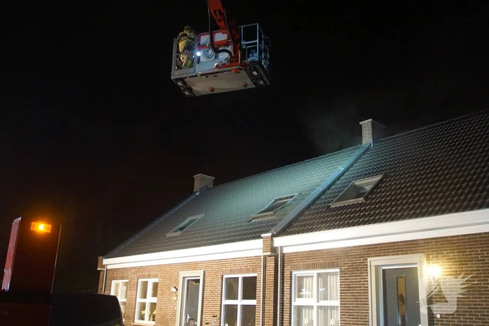 Veel rook bij brand in woning