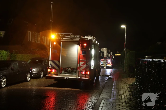Brand in schoorsteen van woning