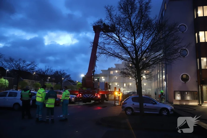 Appartementencomplex vol rook door brand
