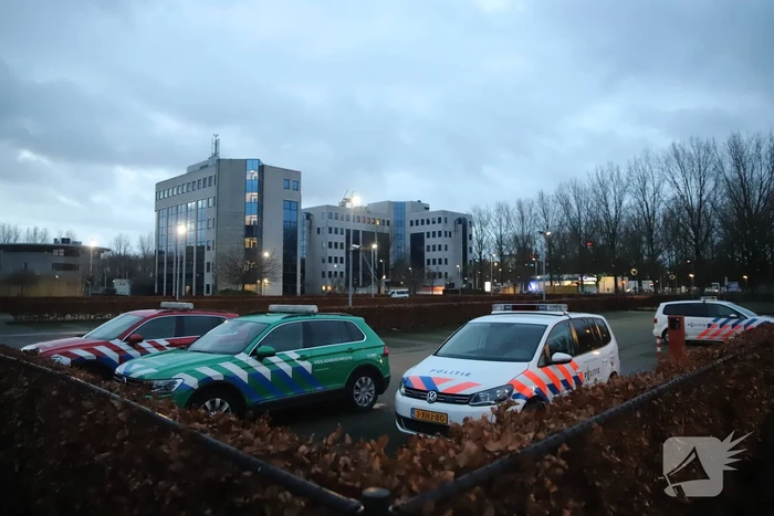 Appartementencomplex vol rook door brand
