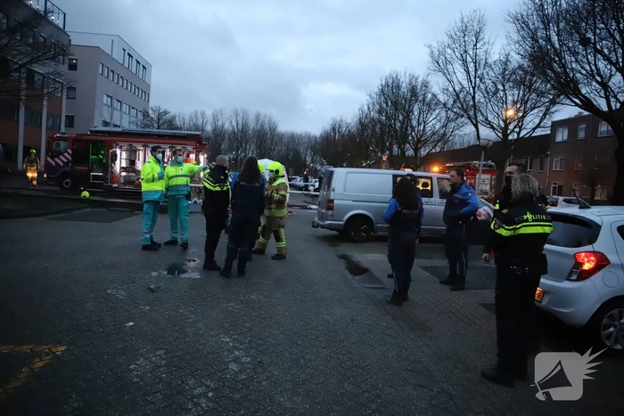 Appartementencomplex vol rook door brand
