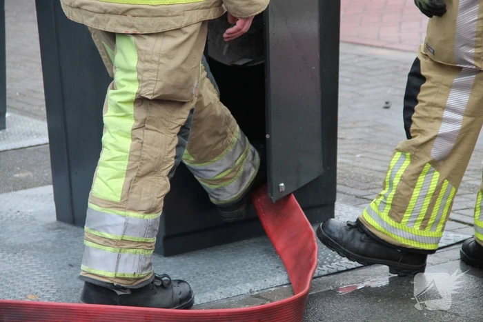 Brand in ondergrondse container